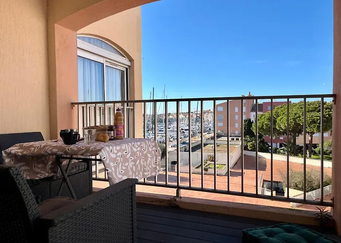 Douce Escale 1ch Vue Port Wifi Balcon דירה אגדה