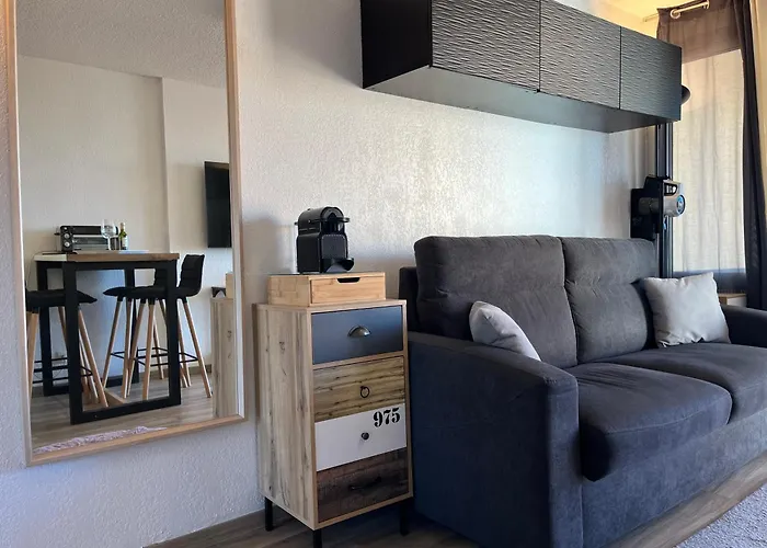 Douce Escale 1ch Vue Port Wifi Balcon דירה *